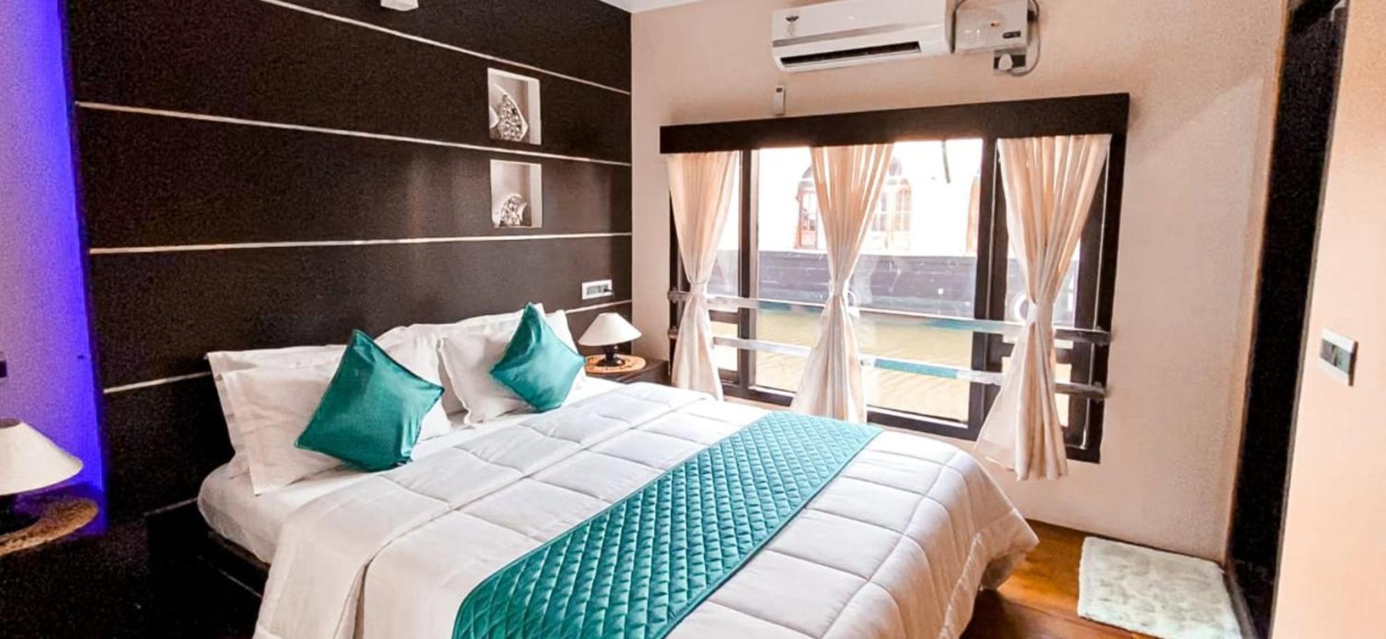 Hotel Victoria Houseboats Alappuzha Exterior foto